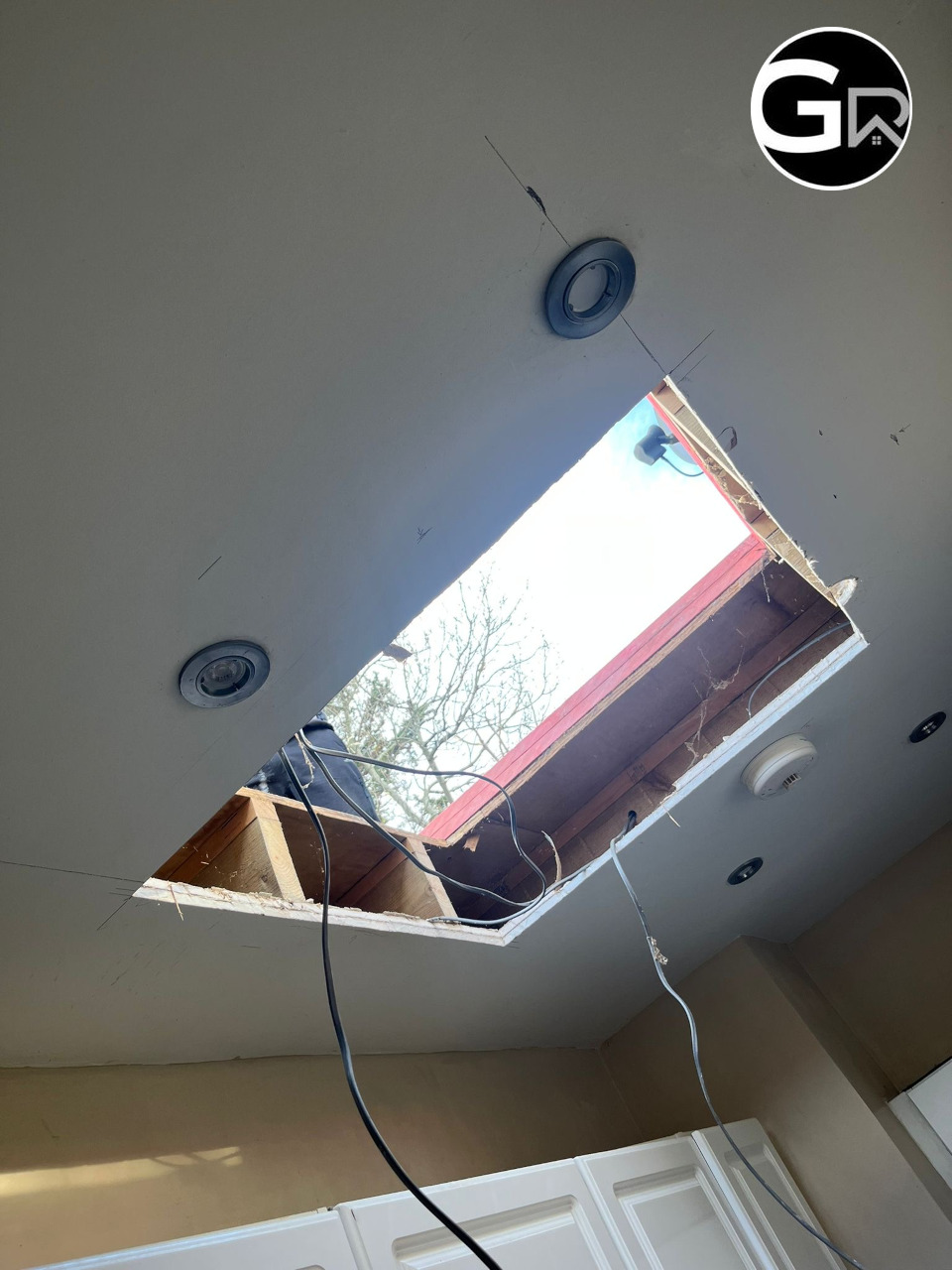Install new window in flat roof.