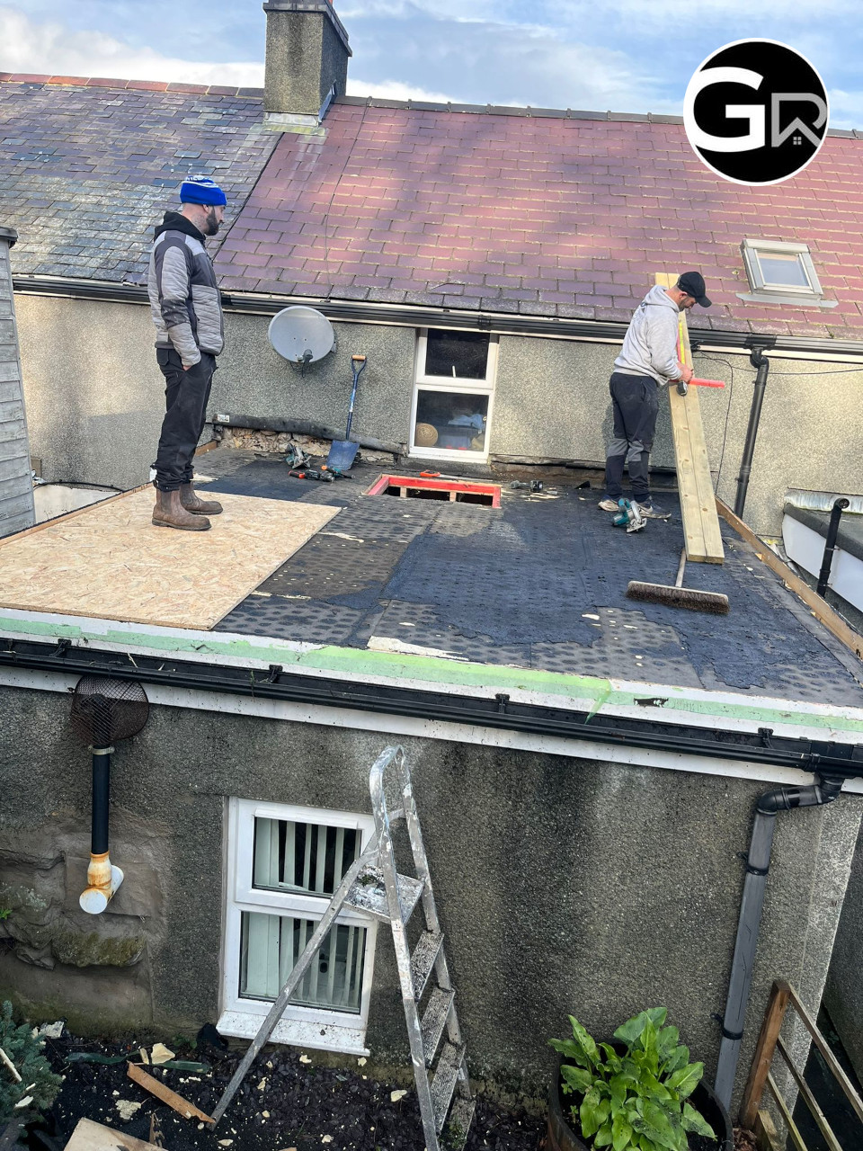 New EPDM rubber flat roof Penmaenmawr.